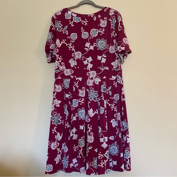 Torrid Burgundy Floral Stretch Knit Dress 2 - Picture 7 of 7